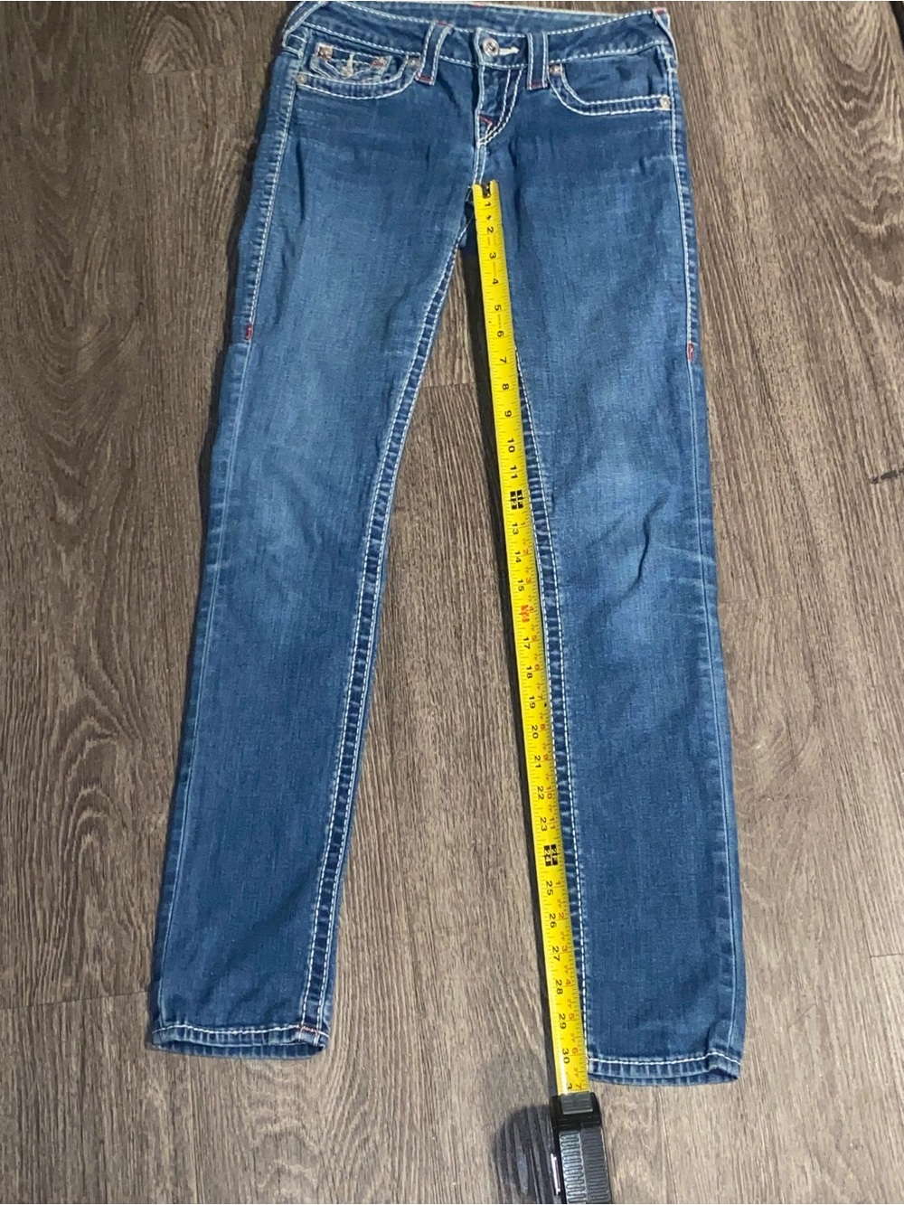 True Religion Skinny Jeans in Dark Blue Wash - Picture 3 of 9